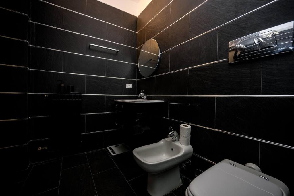Wonderfull Two Floors Apartment Navigli Mailand Exterior foto